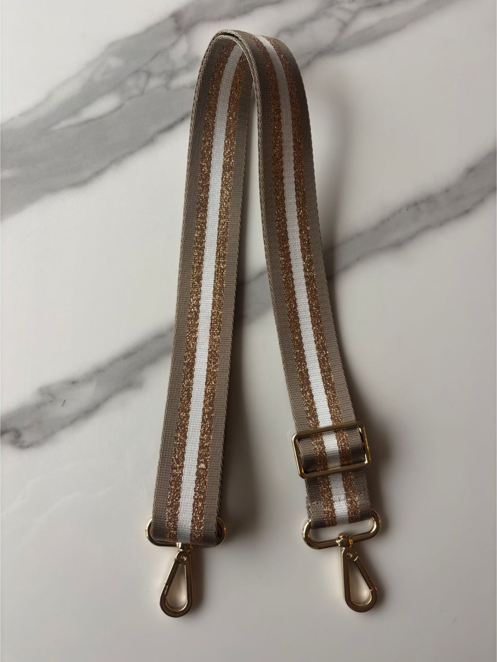 Strap Línea Dorada Blanca